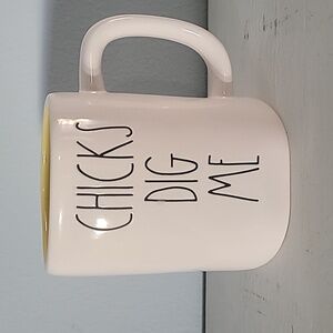 Rae Dunn Chicks Dig Me Mug